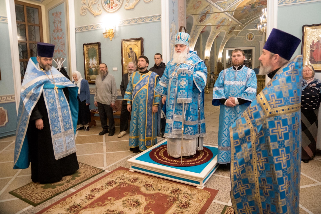 храм всех скорбящих радость в клину