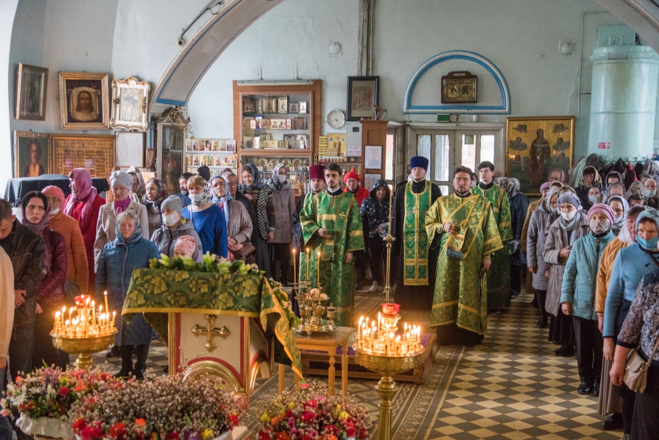 воскресенье в храме