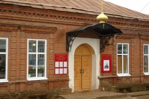 arxierejskoe-podvore-blagoveshhenskoj-zhenskoj-monasheskoj-obshhiny-goroda-sarapula